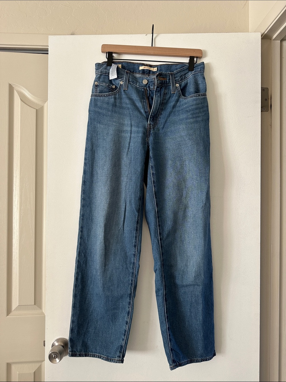 Levi’s Classic Blue Women’s Straight-Leg Jeans ‘Baggy Dad’